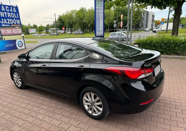 Hyundai Elantra cena 36500 przebieg: 173500, rok produkcji 2014 z Brzostek małe 154